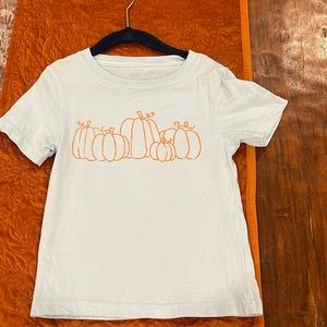 Mustard and ketchup kids EUC pumpkin tee